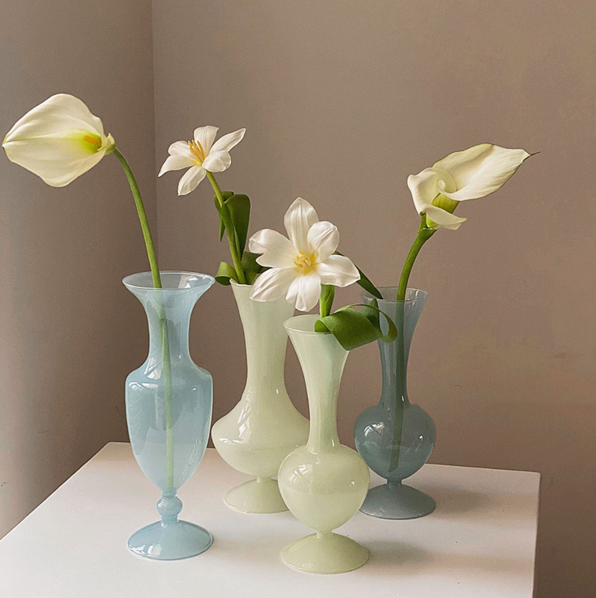 Vintage Shape Glass Vase