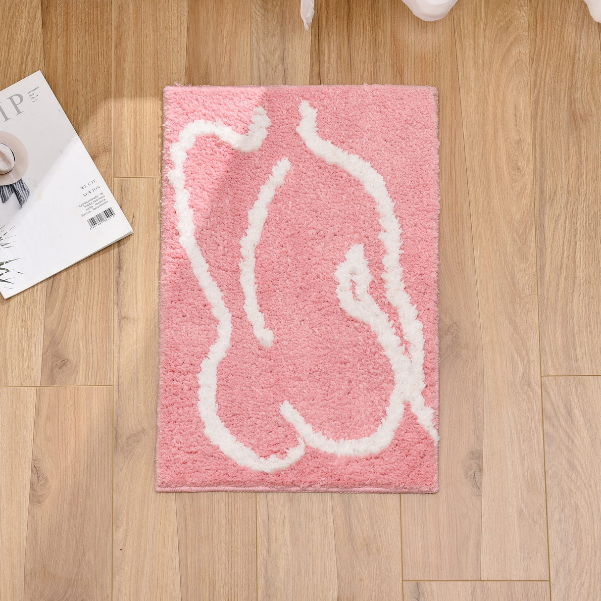 Feblilac Pink Naked Back Bath Mat, 15.7″x23.6″, Non Slip Bathmat, Pink Bathroom Rugs, Anti Slip Toilet Mat, Soft Thick Bathroom Carpet, Art Bathroom Mats, Best Bath Rugs, Hot Shower Mat Non Slip, Toilet Rug