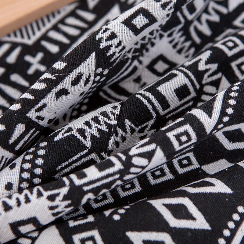 Black & White Aprons with Sleeve Covers