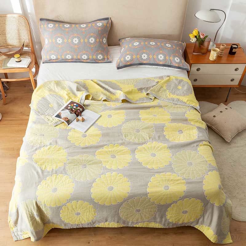 Blooming Flower Four Layers Summer Quilt