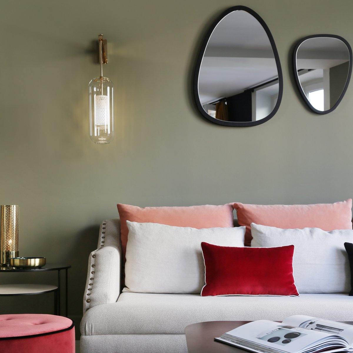 Vadim Brass Wall Lamp