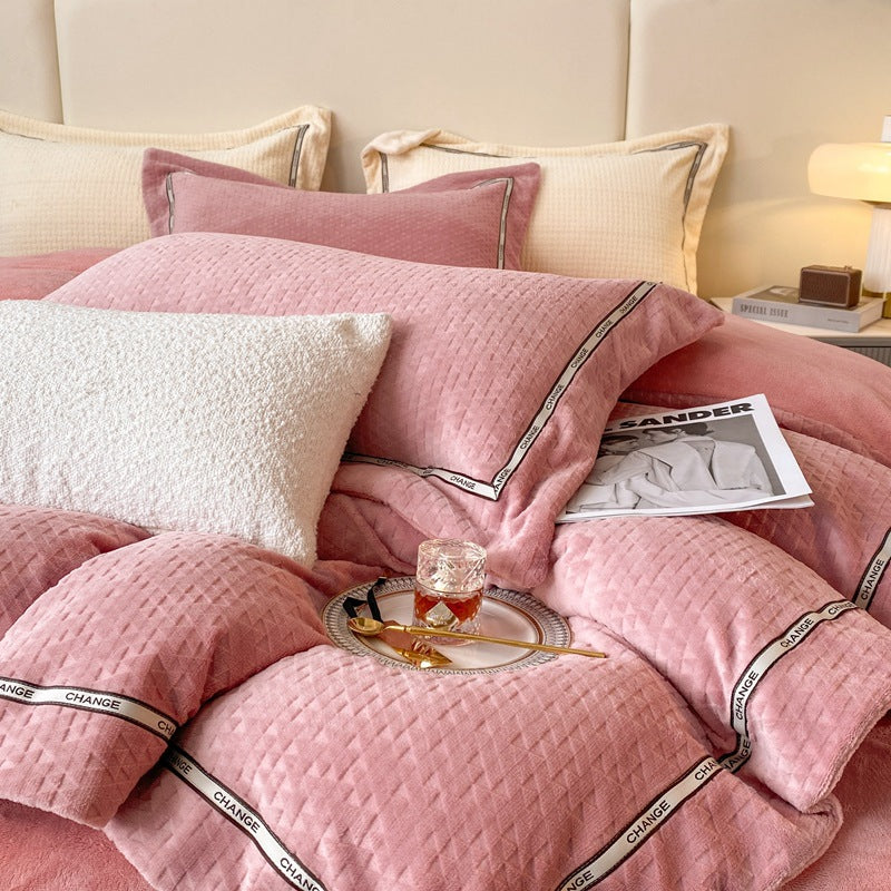 Poly Three-dimensional Braided Strip Milk Cashmere Flannel Duvet Cover Bedding Set