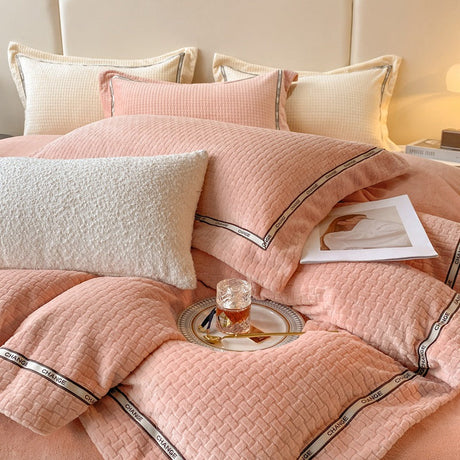 Poly Three-dimensional Braided Strip Milk Cashmere Flannel Duvet Cover Bedding Set
