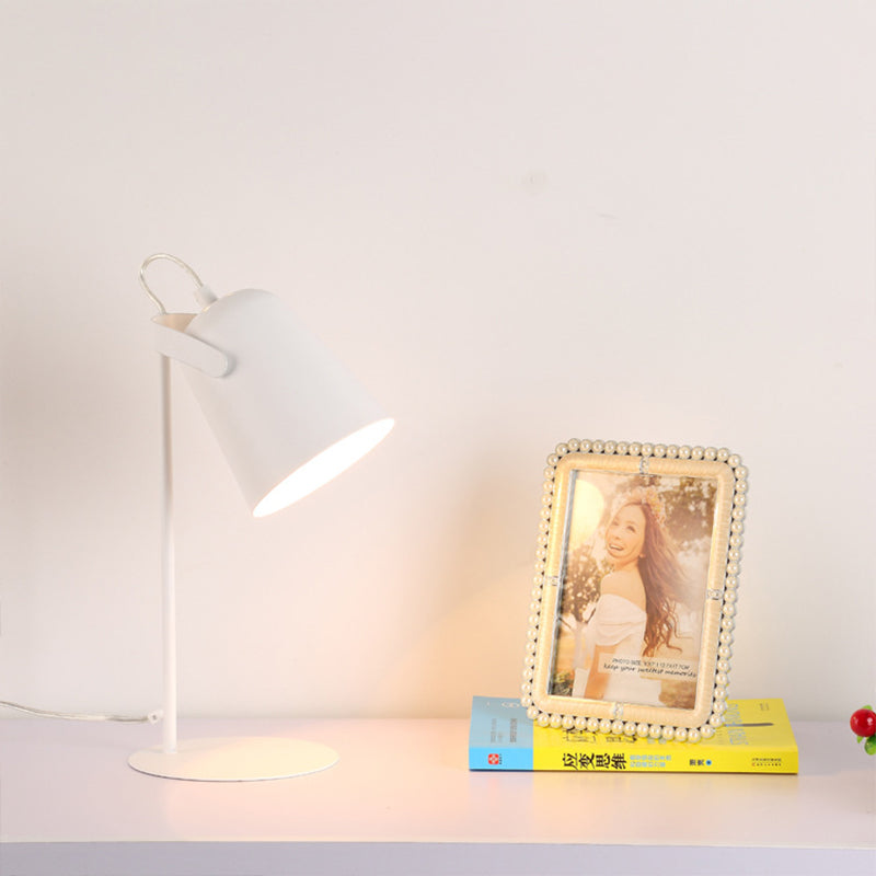 Nordic Style Bucket Desk Light Rotatable 1 Light Metal Plug In Desk Lamp for Dormitory Bedroom