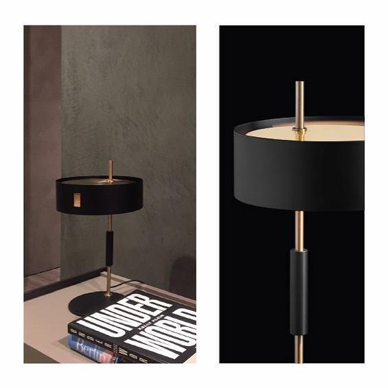 Styling Black Table Lamp