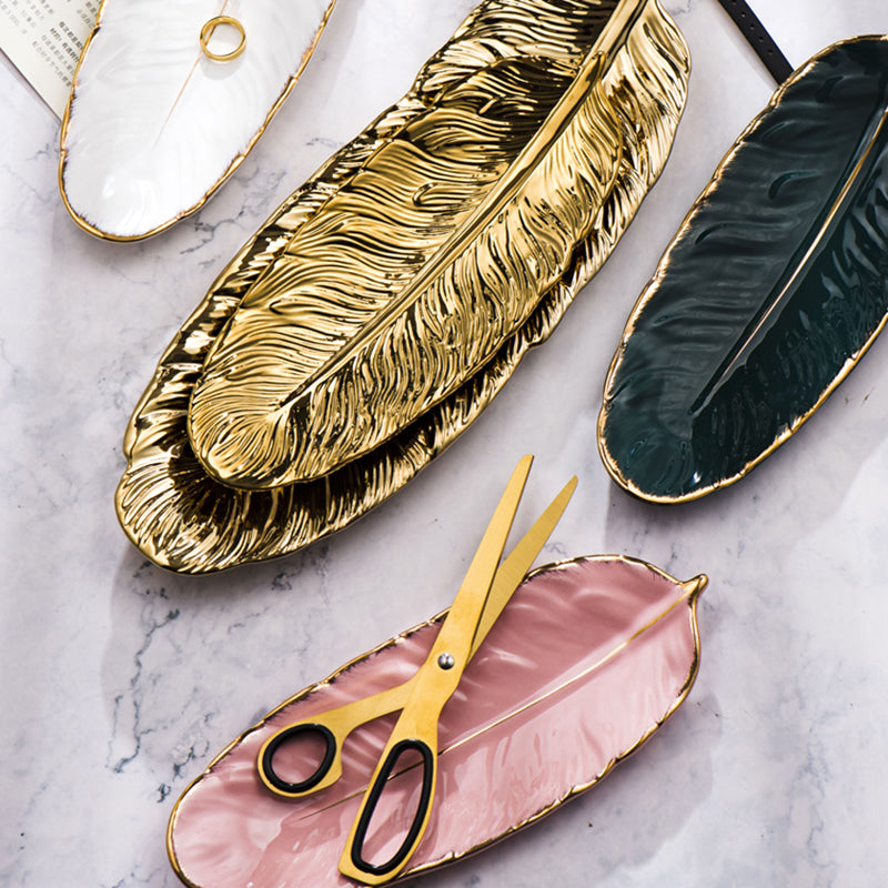 Nordic light luxury style ins golden feather plate retro jewelry plate storage plate snack plate home decoration