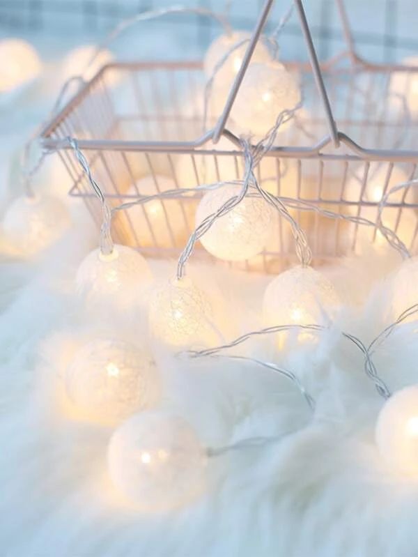 String Light With 10pcs Ball Bulbs