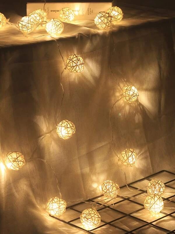 String Light With 10pcs Ball Bulb