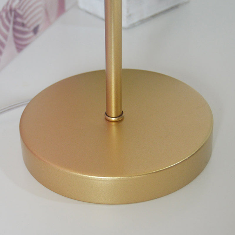 2-Layer Shell Table Lighting Coastal Style 2-Bulb Girls Bedroom Night Lamp in Gold
