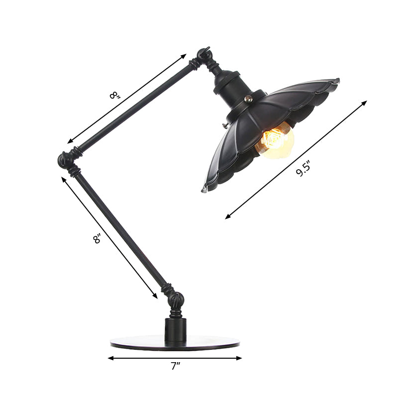 1 Bulb Study Room Table Lighting Vintage Stylish Adjustable Black/Brass Table Lamp with Scalloped Edge Metal Shade