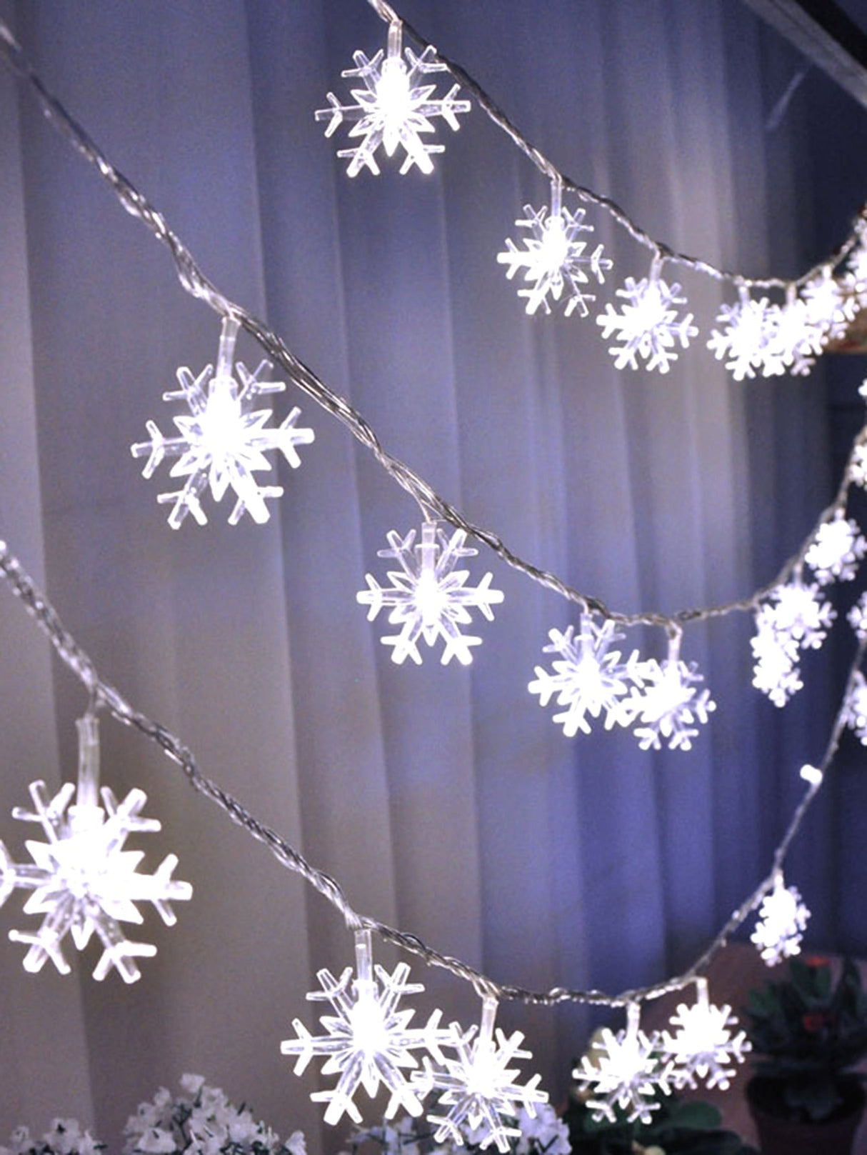 Christmas String Light with 40pcs Snowflake Bulb 1pc - Lighting & Lamp