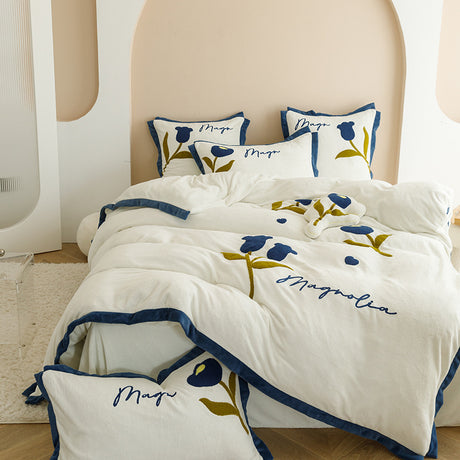 Poly Embroidery Flower Milk Cashmere Flannel Duvet Cover Bedding Set Blue/Red