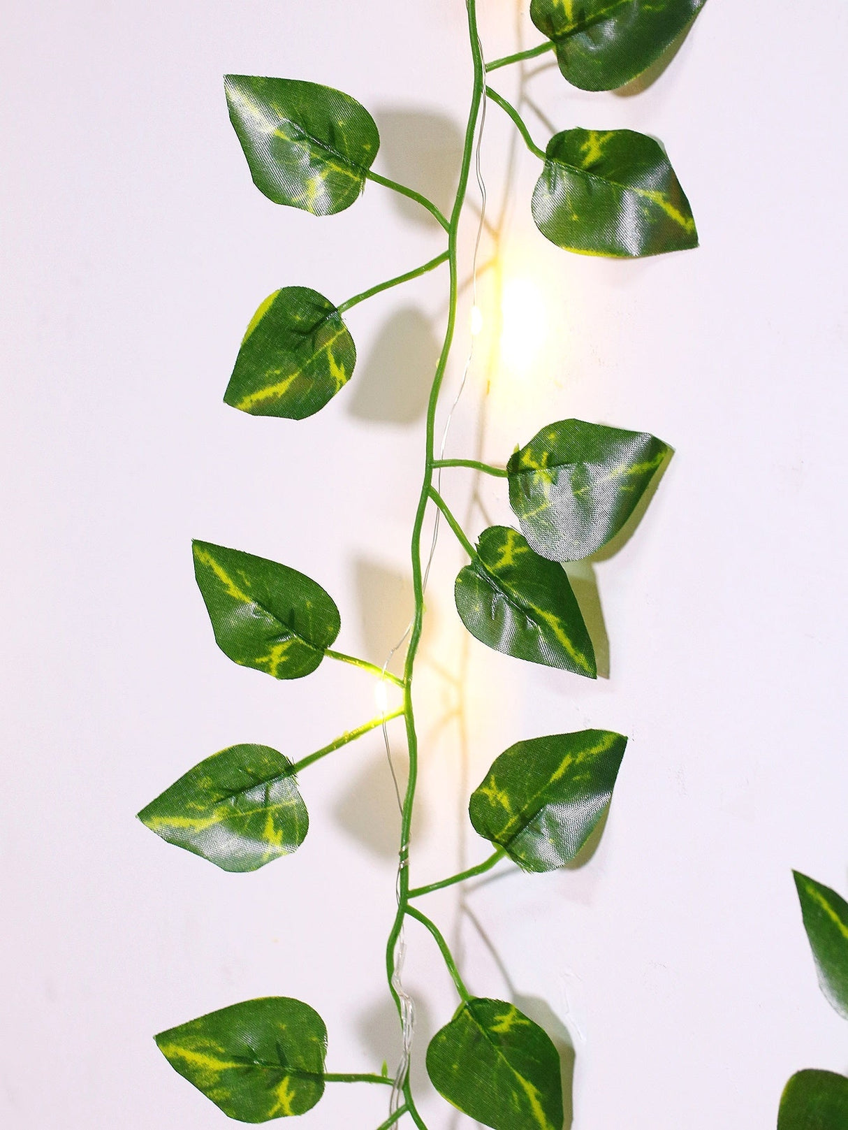 Artificial Leaf Vine String Light with 20pcs Bulb 1pc - Novelty Lighting