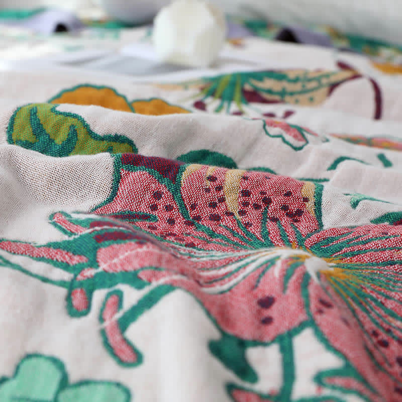 Blooming Flower White Background Cotton Quilt