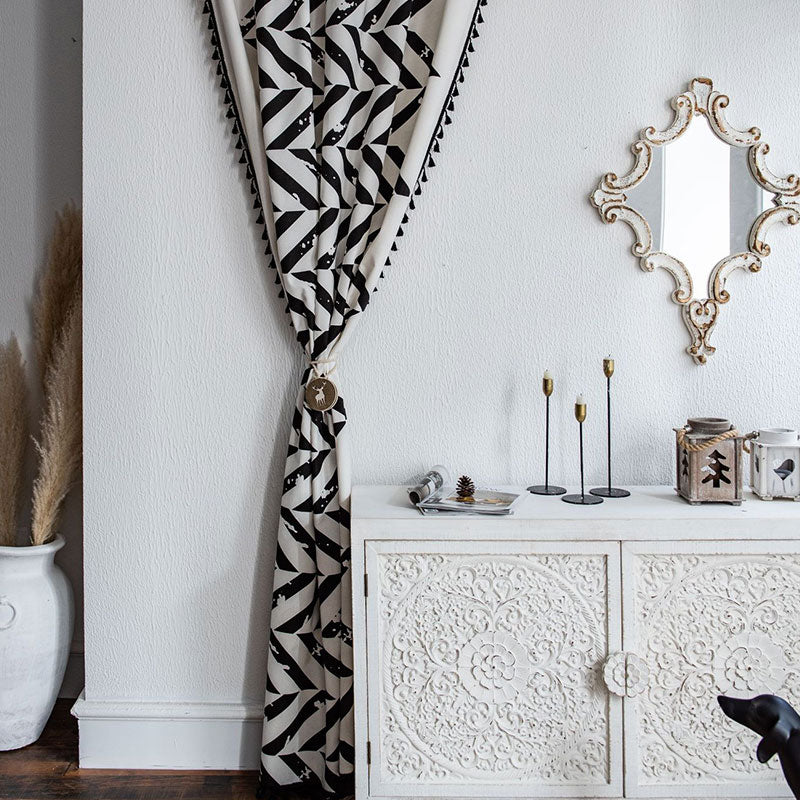 Arrow Print Light Filtering Curtain