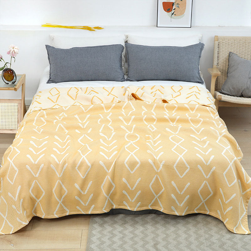 Arrow Pattern Yellow Cotton Reversible Quilt