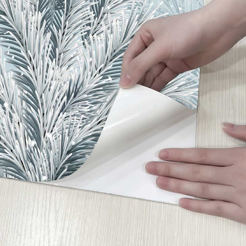 Beautiful Rime Peel & Stick Wallpaper (1 roll)