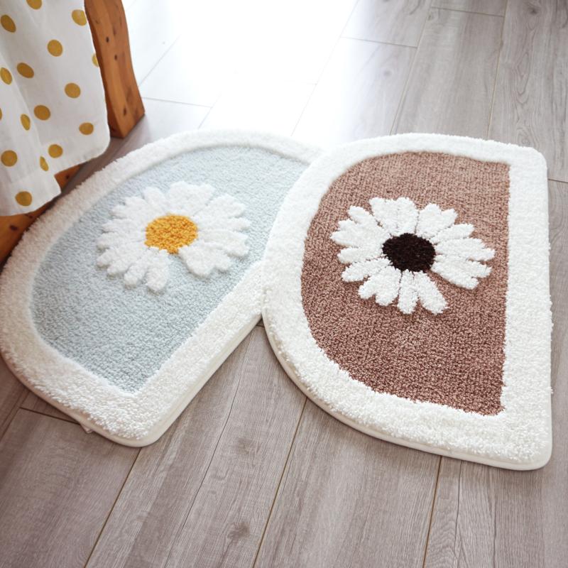 Semicircle Daisy Bathroom Mat, White Flower Bath Rug, Nature Bathroom Decor, Soft Water-Absorbent Mat for Bath Shower, Blue Brown