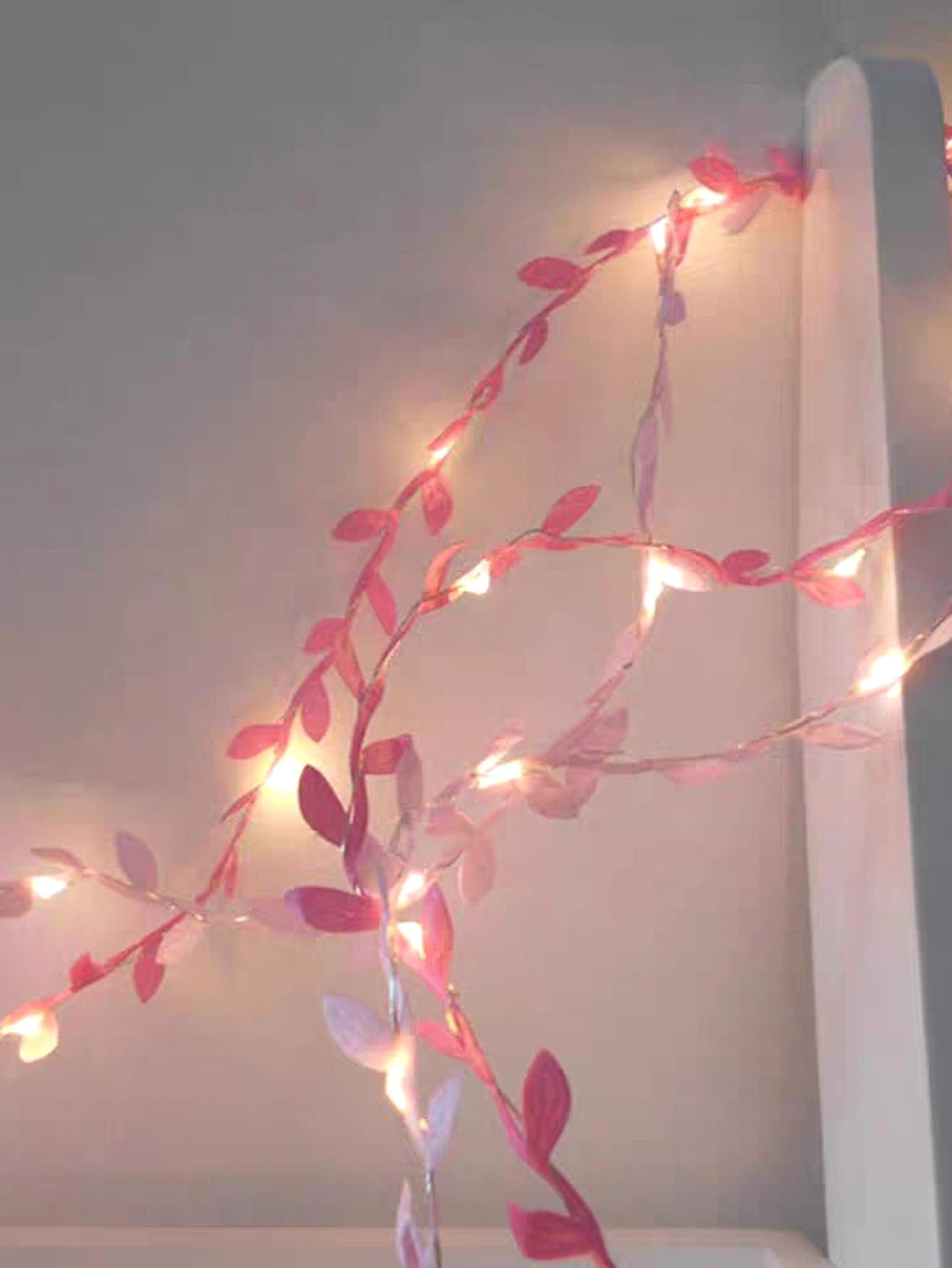 Bulb Artificial Leaf Decor String Light 20pcs - Novelty Lighting