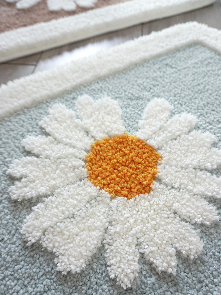Semicircle Daisy Bathroom Mat, White Flower Bath Rug, Nature Bathroom Decor, Soft Water-Absorbent Mat for Bath Shower, Blue Brown