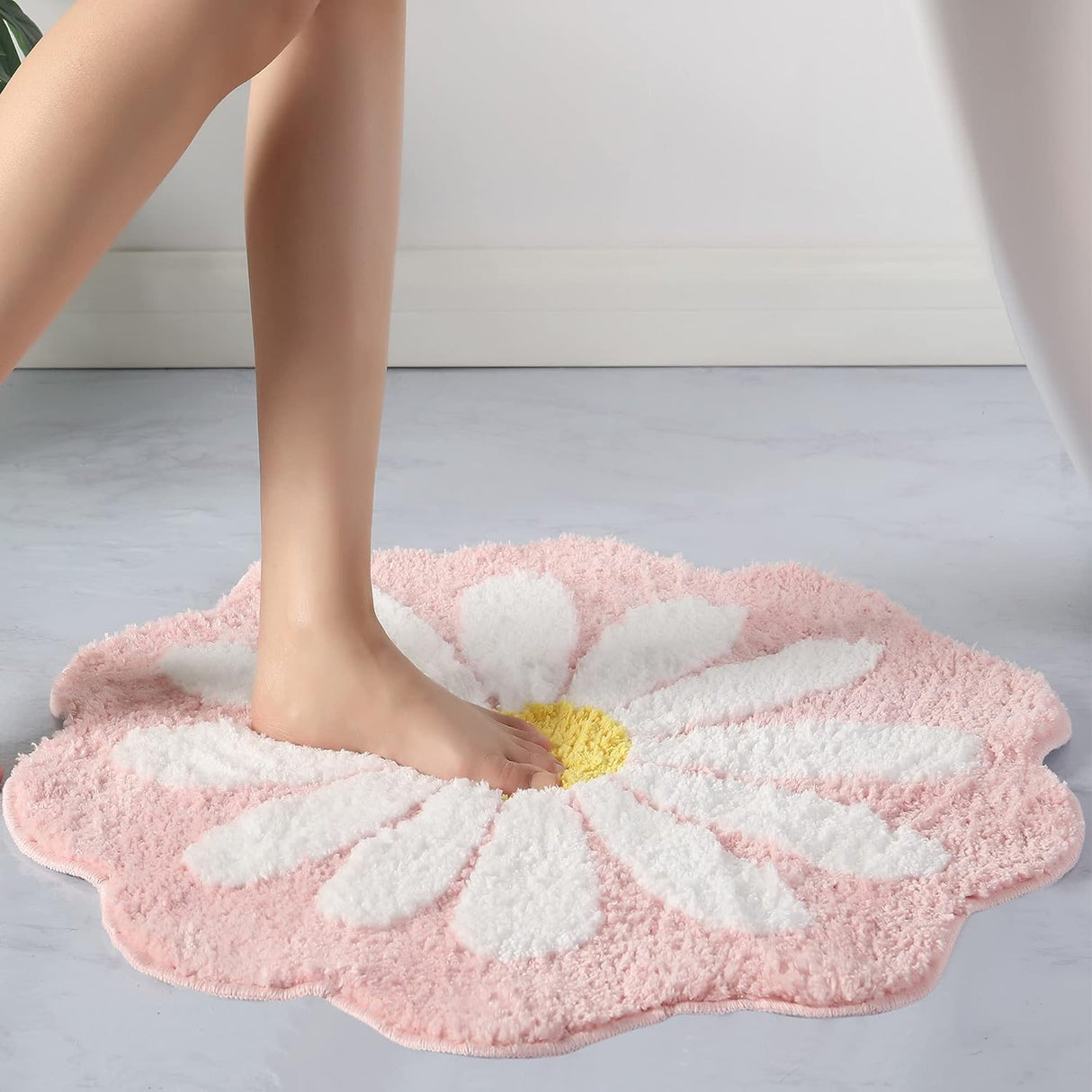 Cute Bath Mat,Pink Flower Rug,Water Absorption Non Slip Mat,Soft Machine Wash Rug Mat for Bedroom Kitchen Bathroom Toilet Floors 25.6 x 25.6 Inches (Pink)
