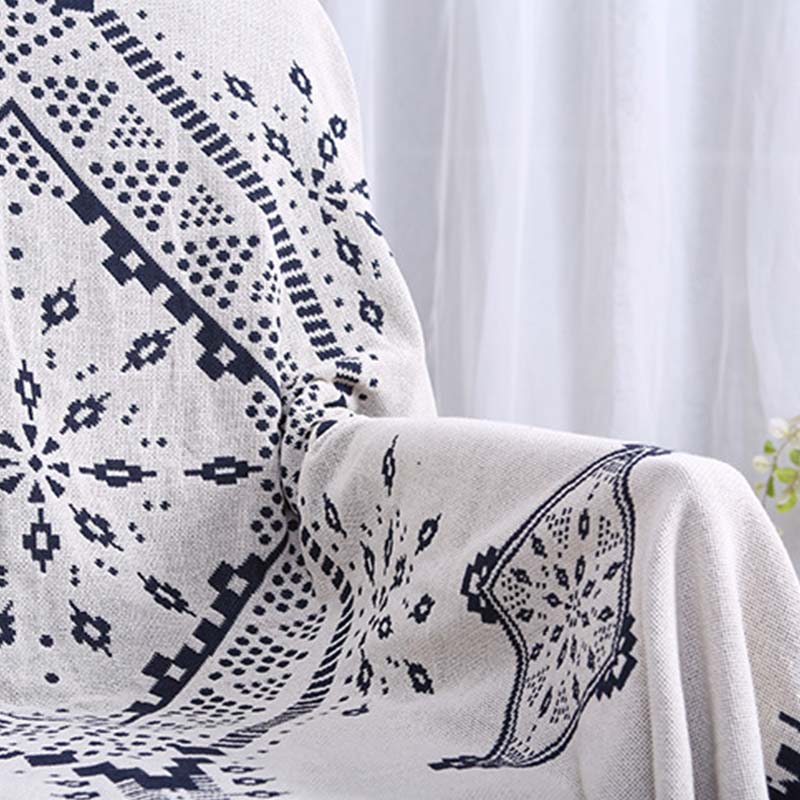 Bohemian Black & White Plaid Tassel Blanket