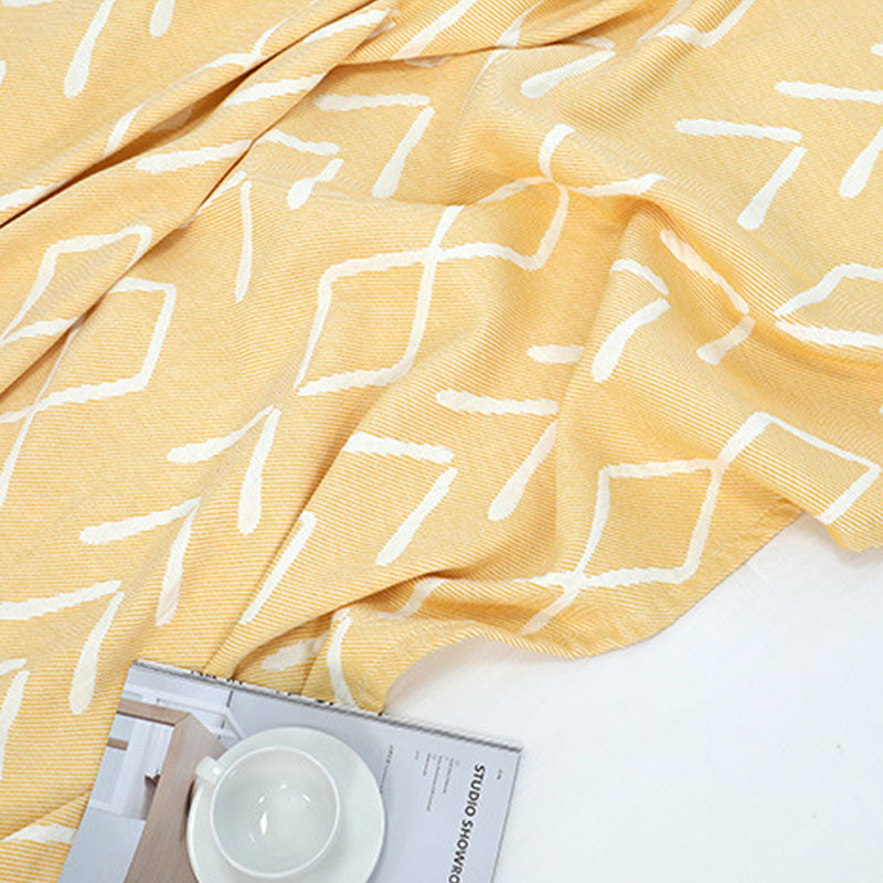 Arrow Pattern Yellow Cotton Reversible Quilt