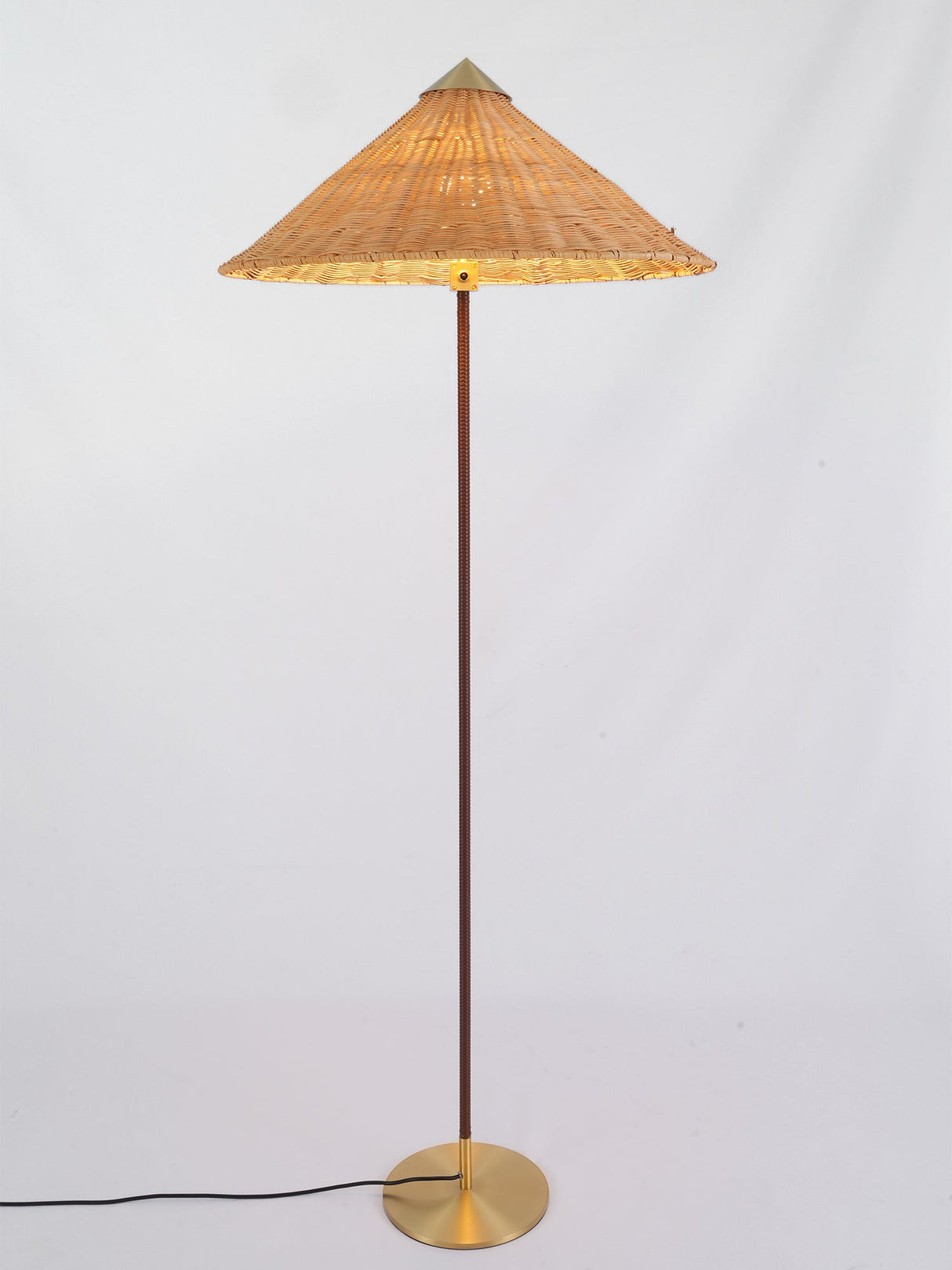 9602 Floor Lamp
