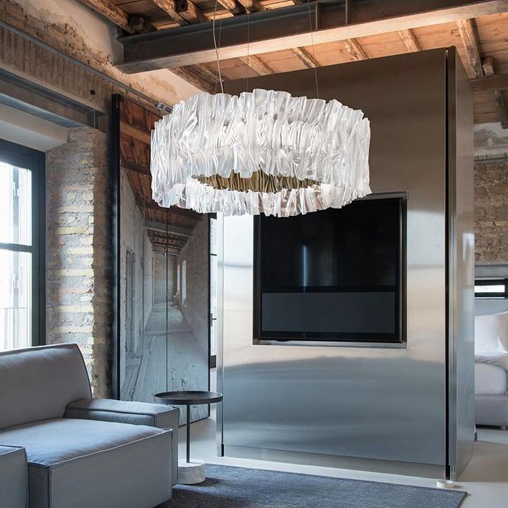 Accordeon Chandeliers