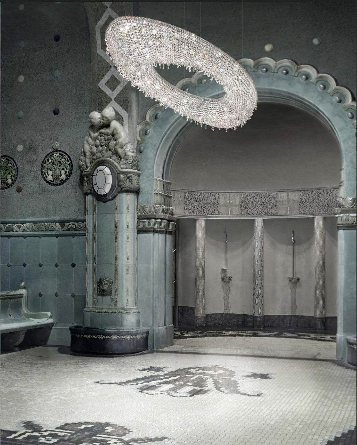 Artica Crystal Chandelier