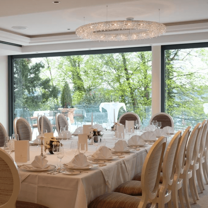 Artica Crystal Chandelier