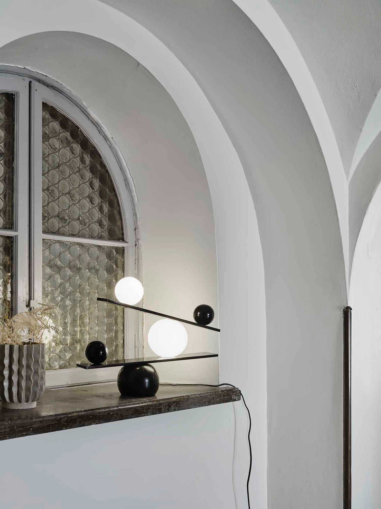 Balance Table Lamp