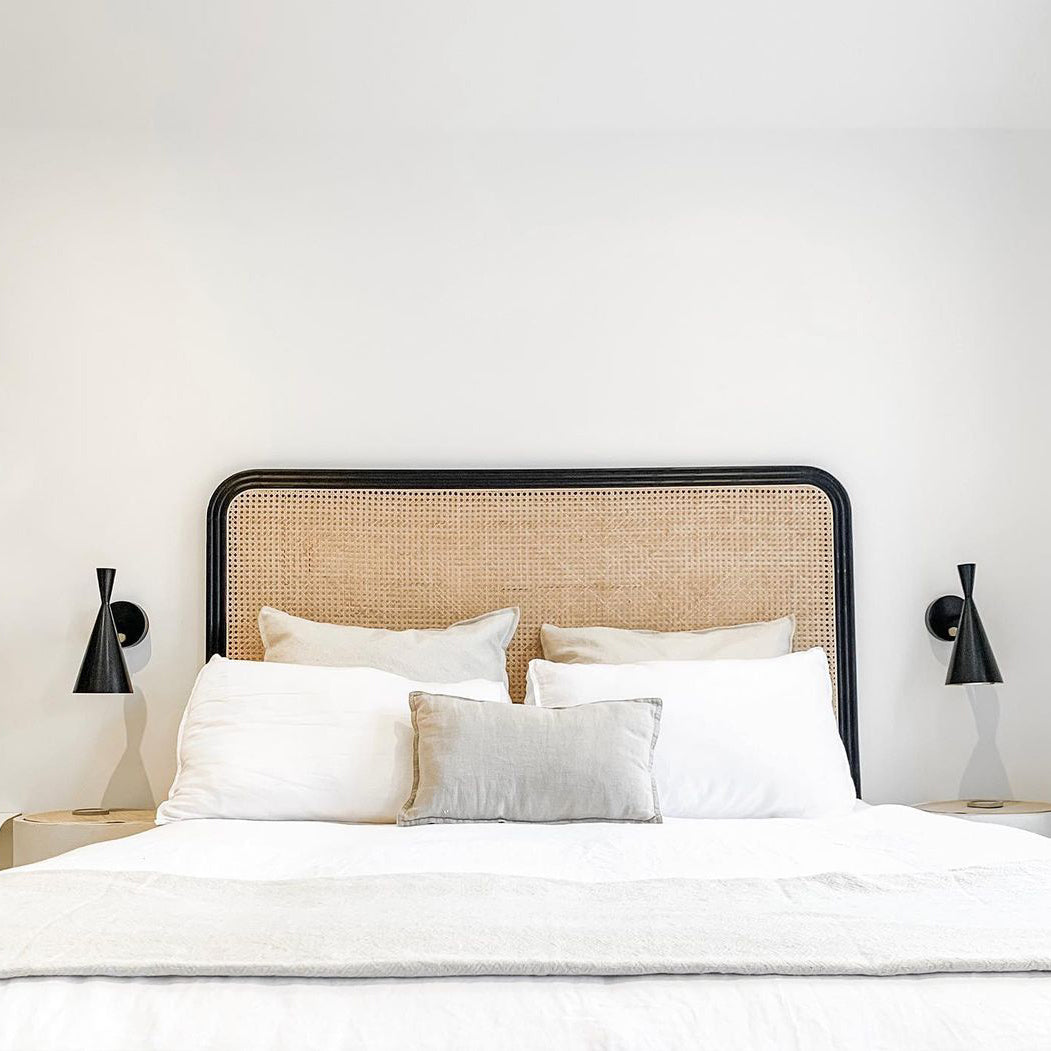 Beat Wall Light