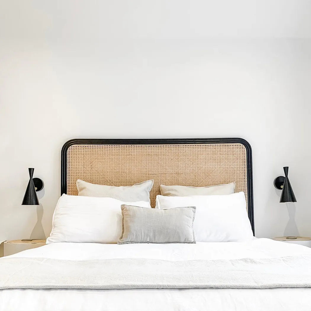 Beat Wall Light