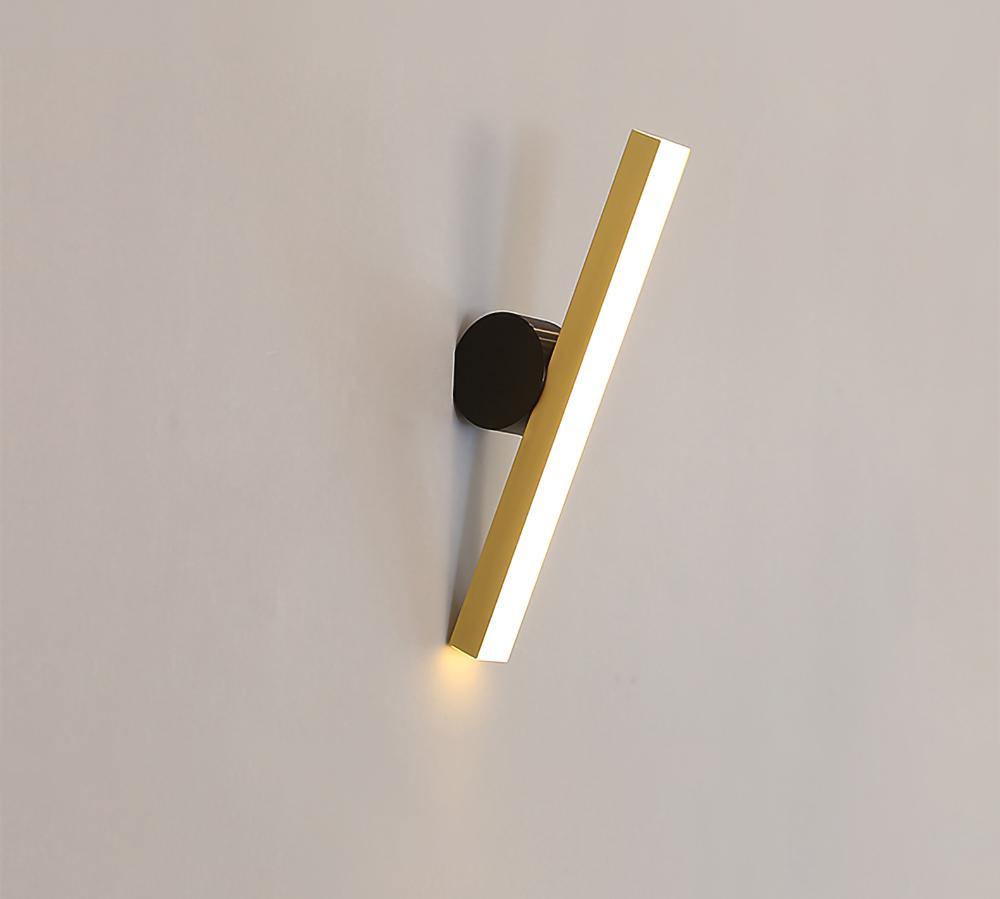 Cale Wall Lamp