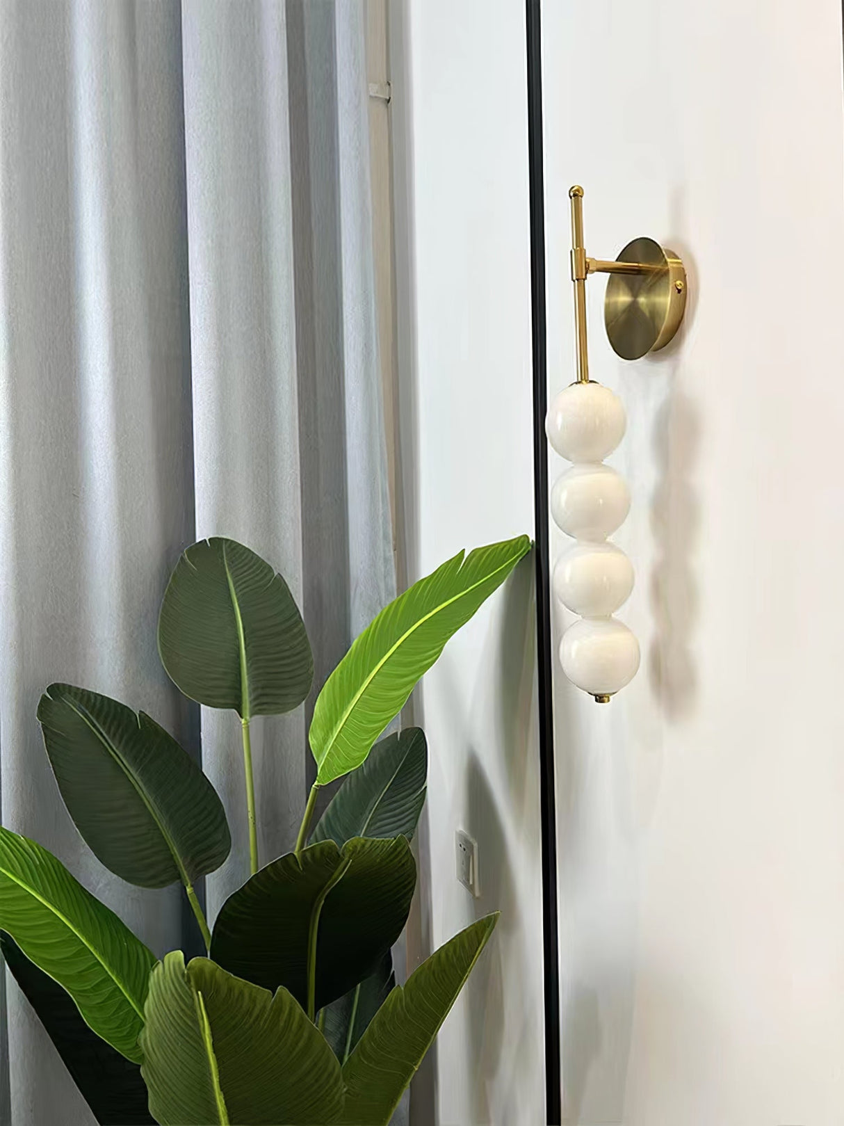 Candied Haws Wall Lamp