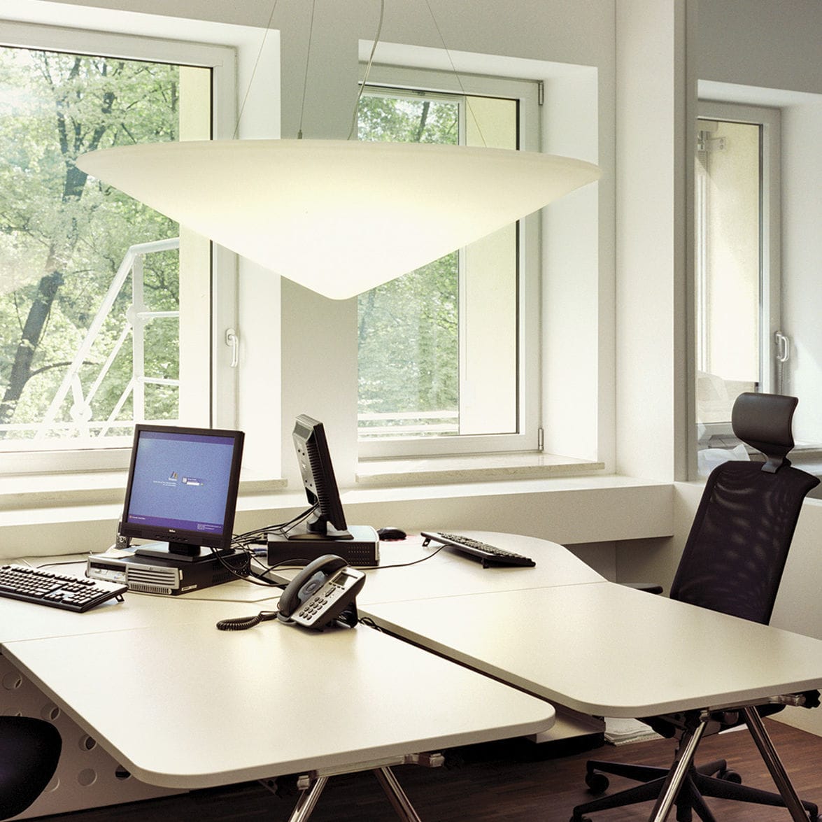 Cao Mao Pendant Light