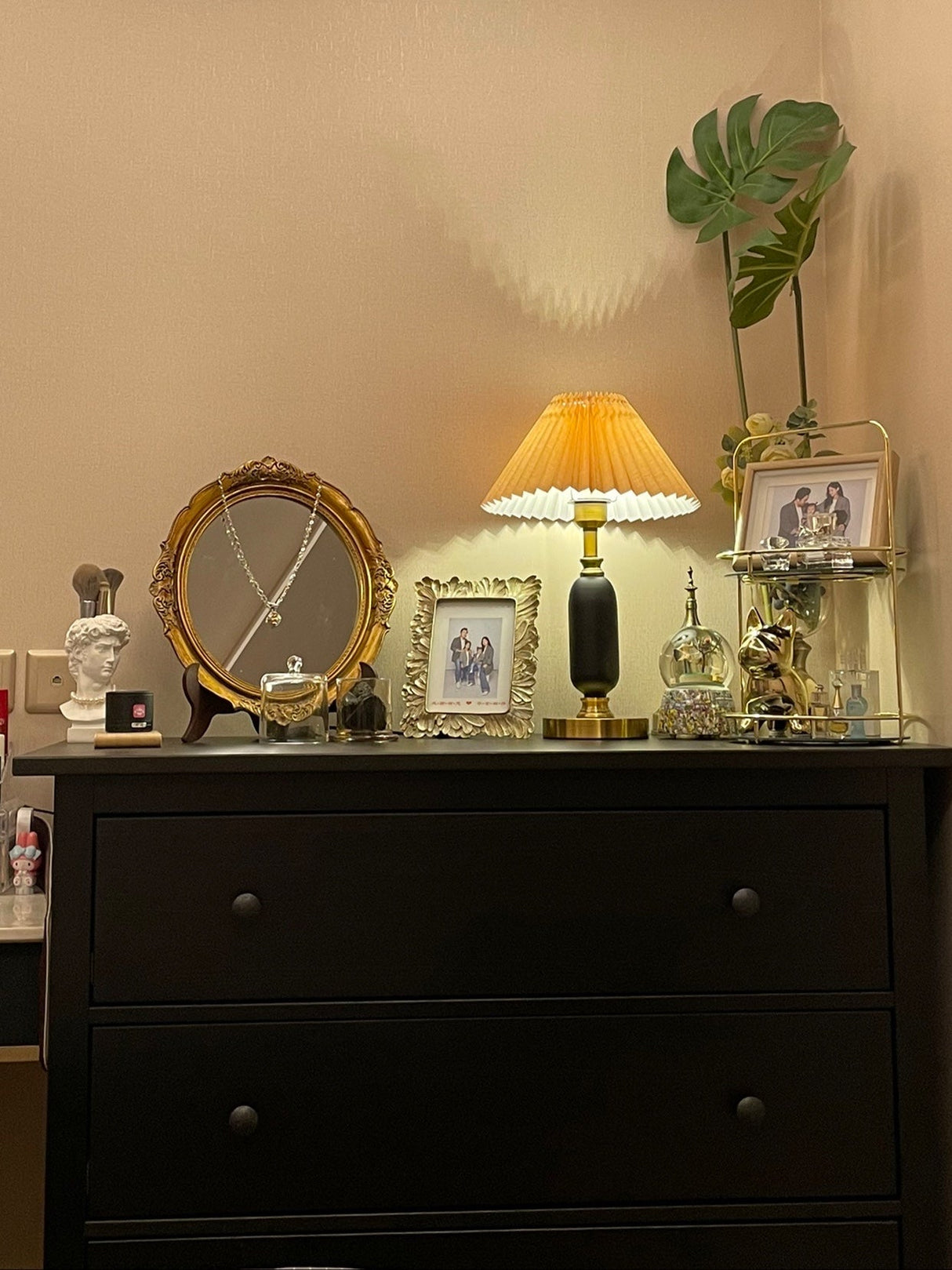 Classic Antique Table Lamp