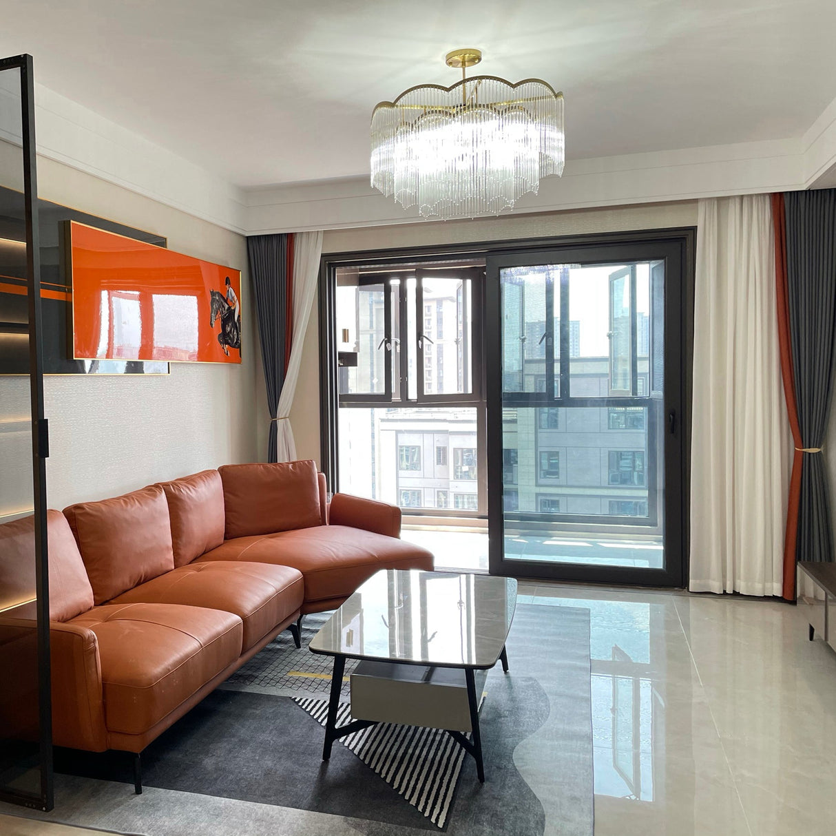 Classic Maria Theresa Light