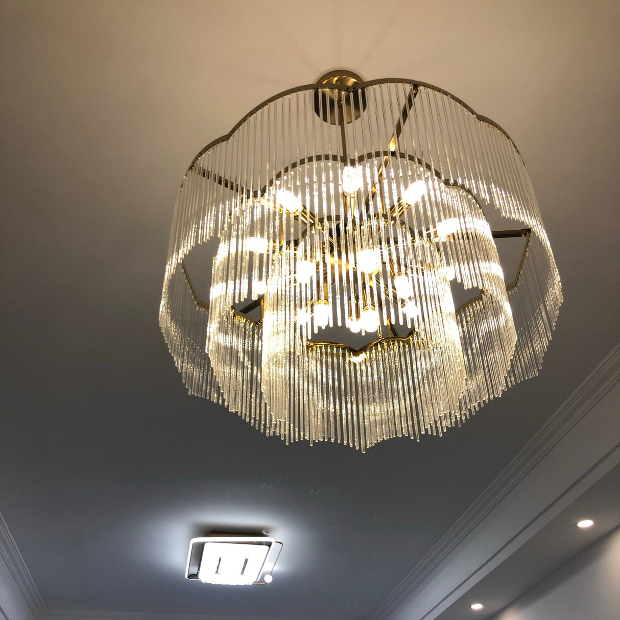 Classic Maria Theresa Light