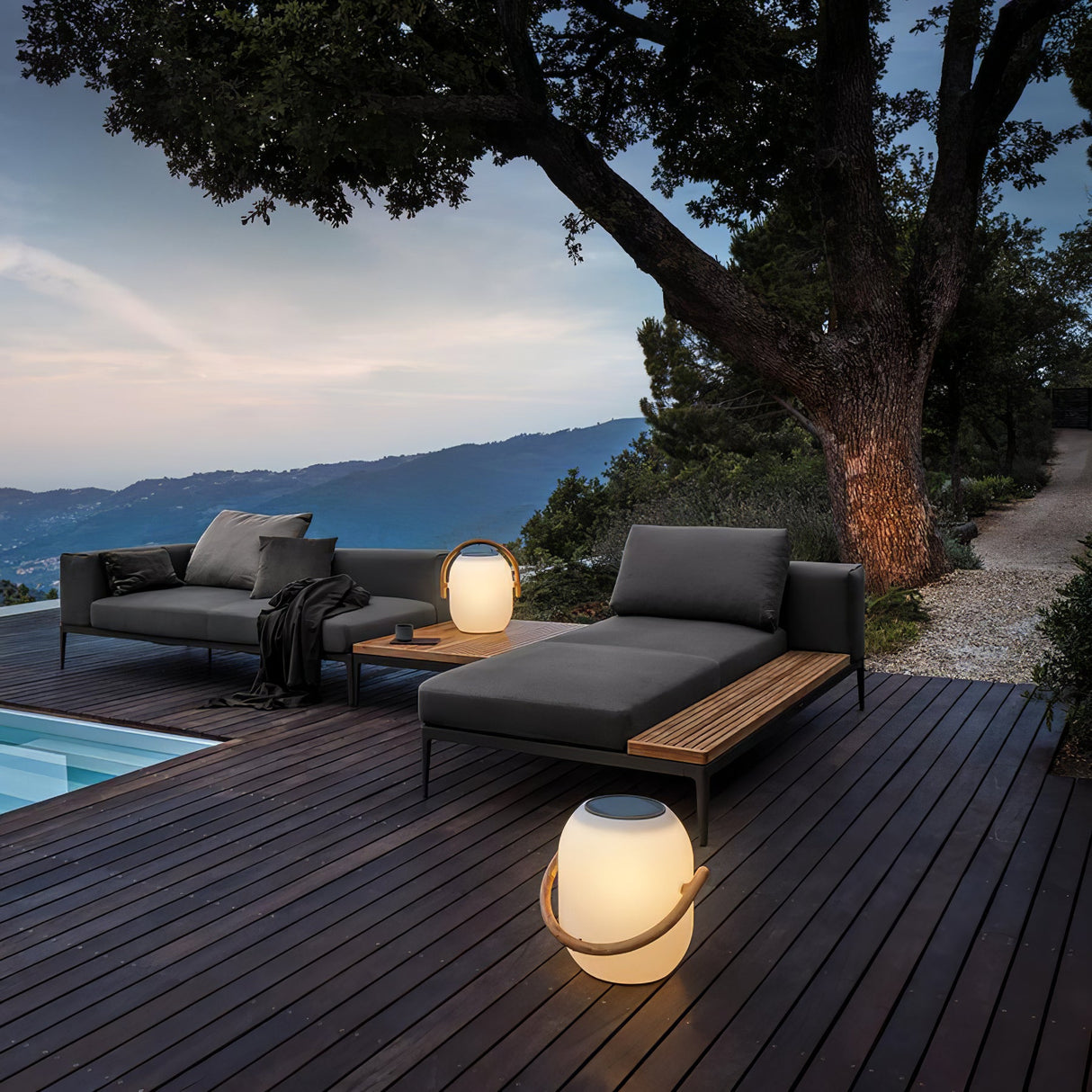 Cocoon Outdoor Table Lamp