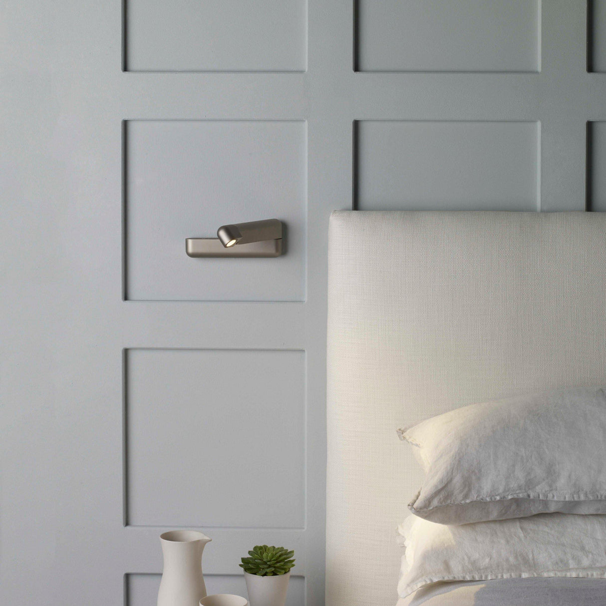 Adjustable Bedside Wall Lamp