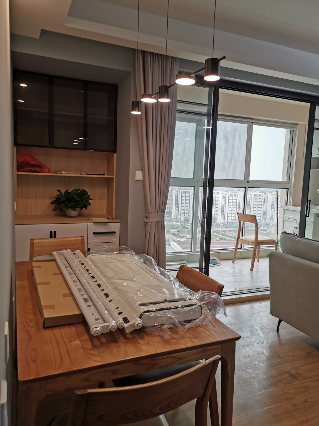 Counterpoint LED Linear Chandelier