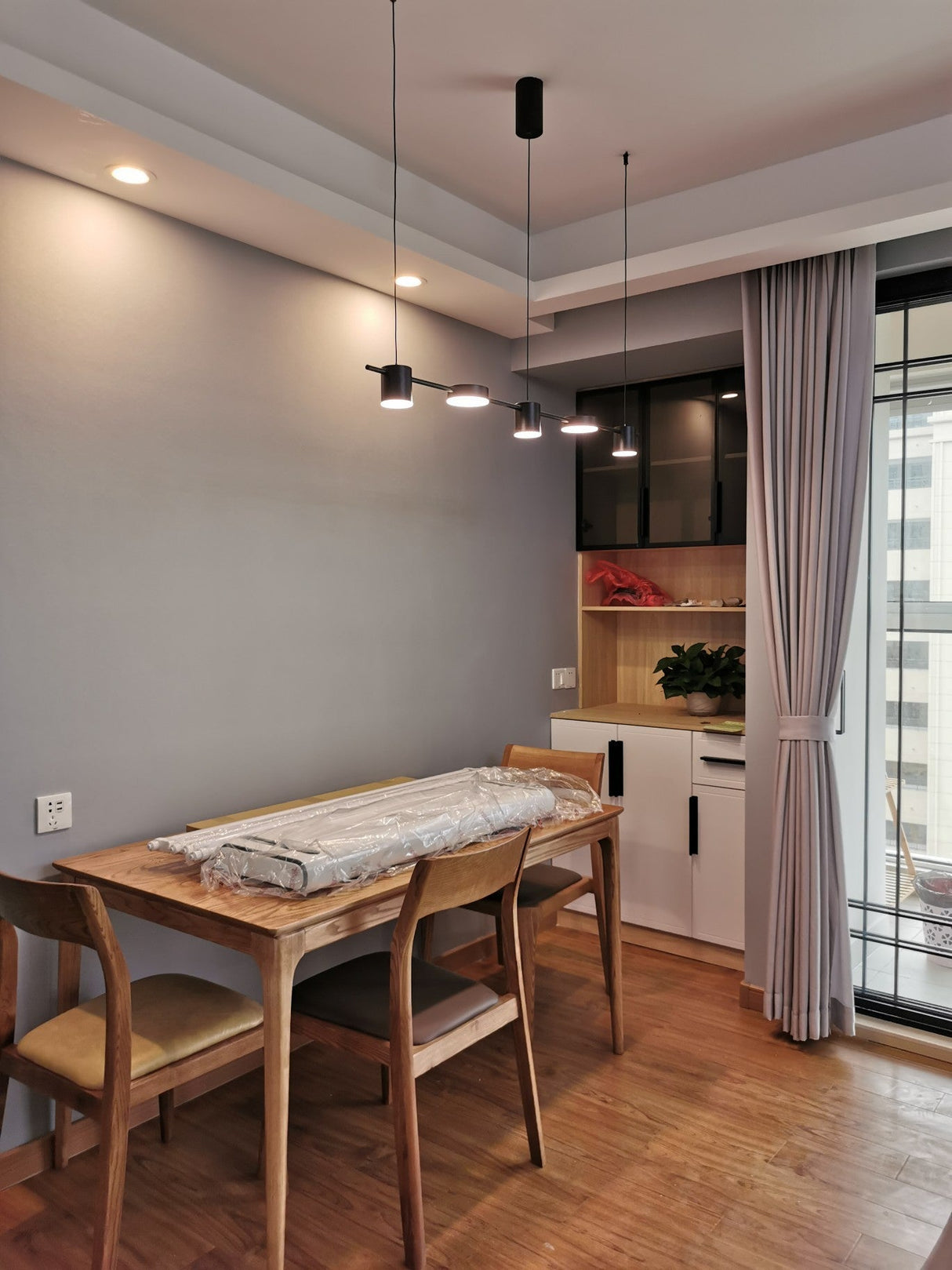 Counterpoint LED Linear Chandelier