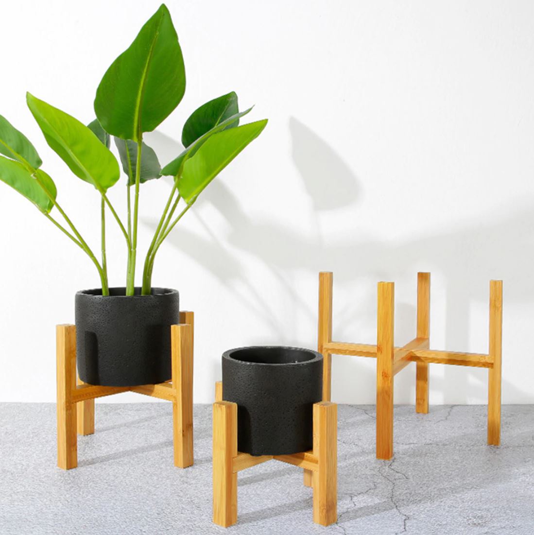 Dan Free Standing Plant Stand