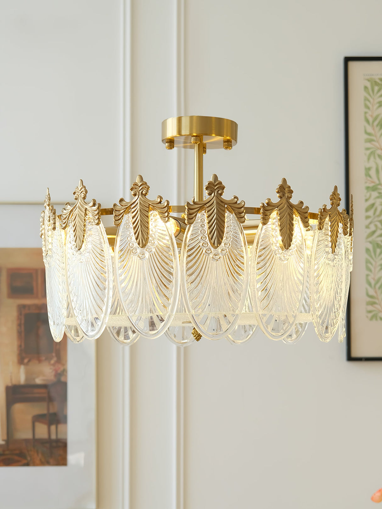 Decorative Pattern Glass Round Chandelier