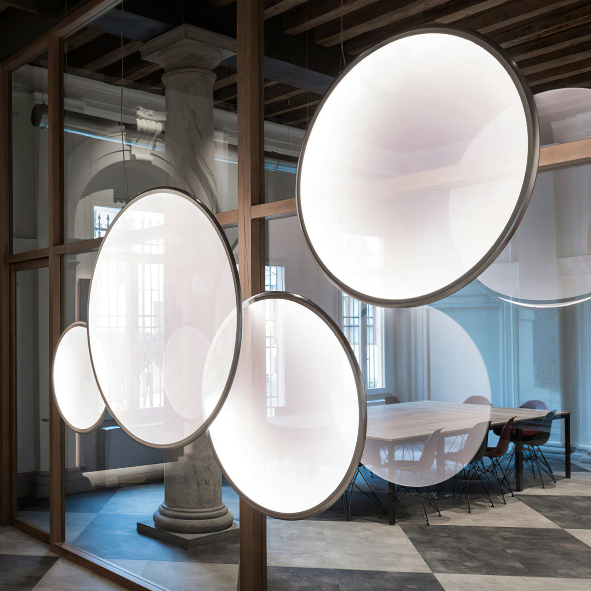 Discovery Vertical Suspension