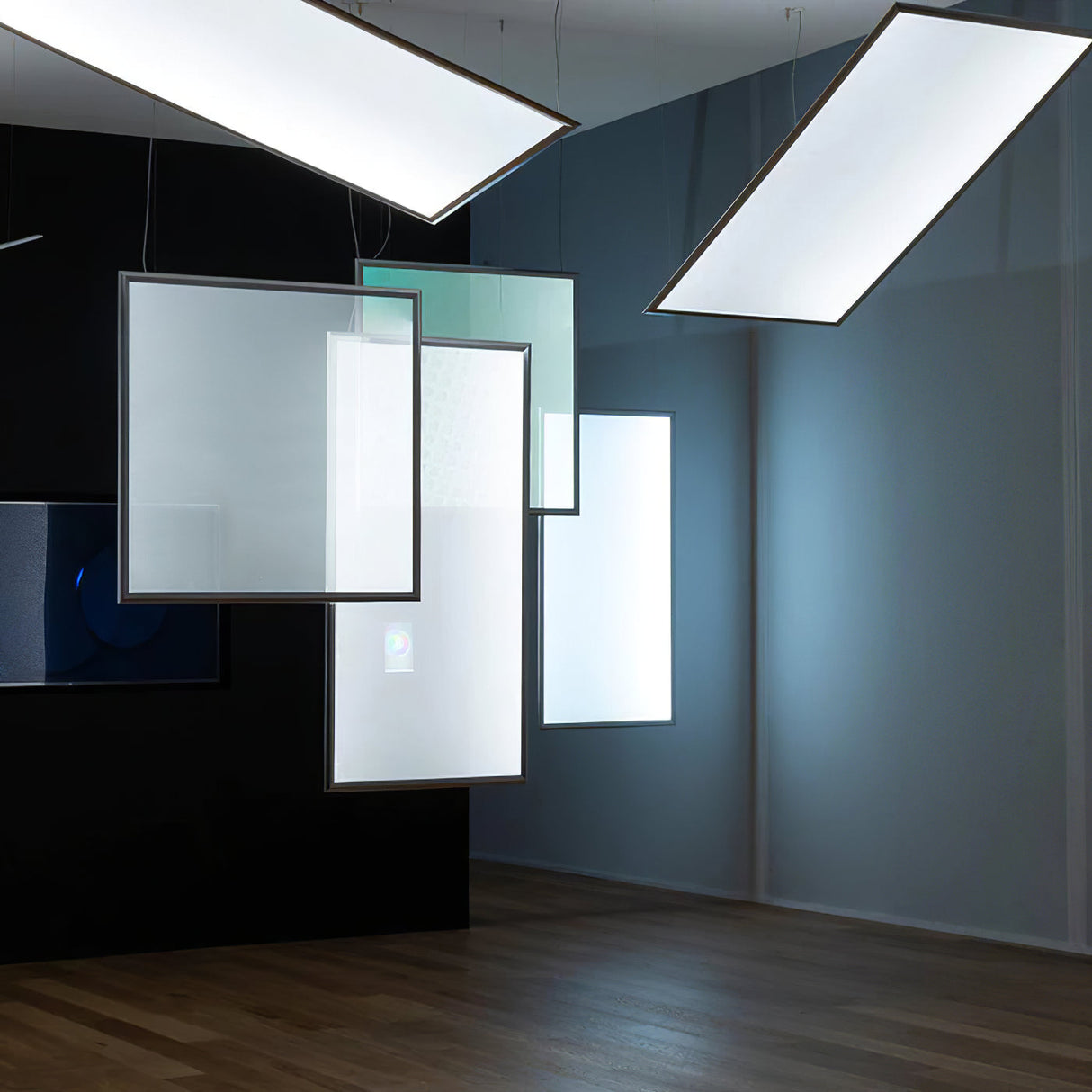 Discovery Vertical Suspension