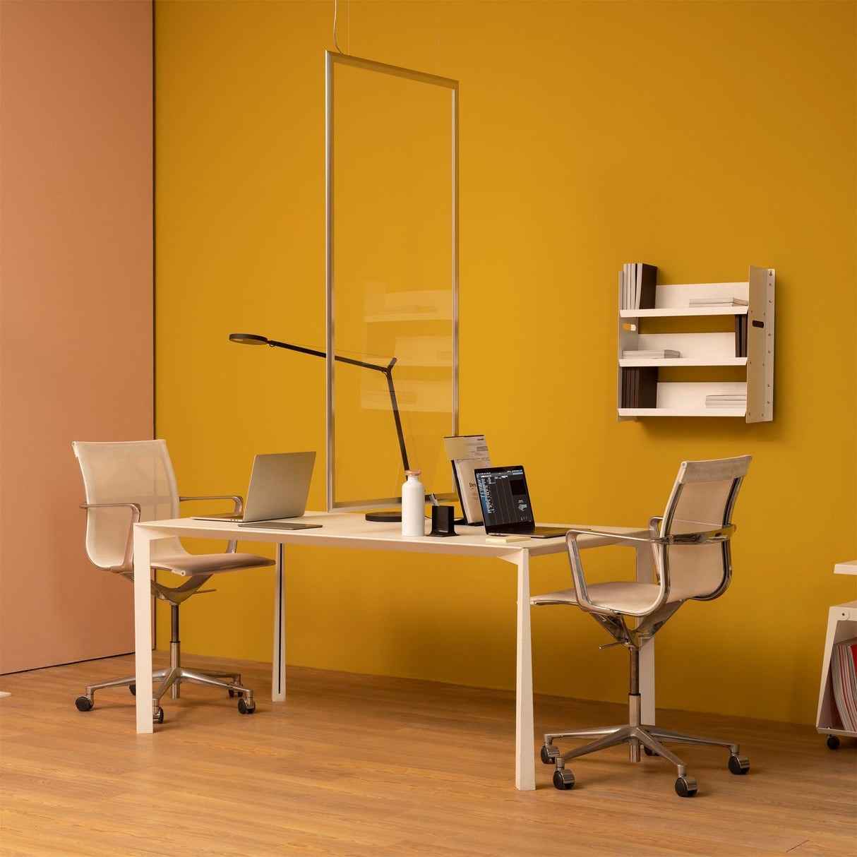 Discovery Vertical Suspension