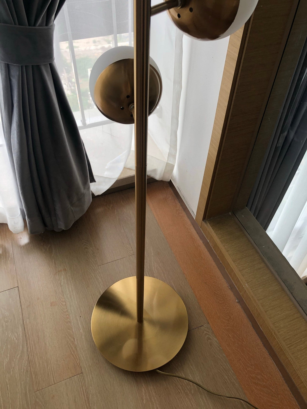 Doppler LED Tree Lamp